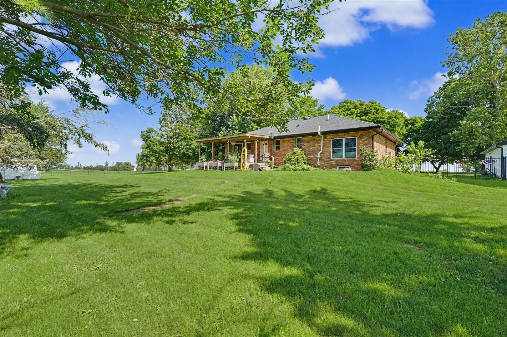 1413 East 2950 North Road Mahomet, IL 61853 - Photo 36 of 51