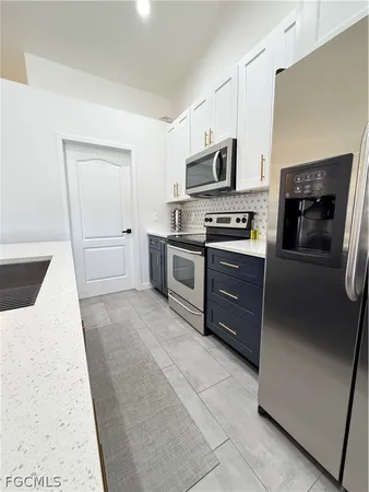 $2,600 | 4503 5th Street West, Lehigh Acres, FL 33971