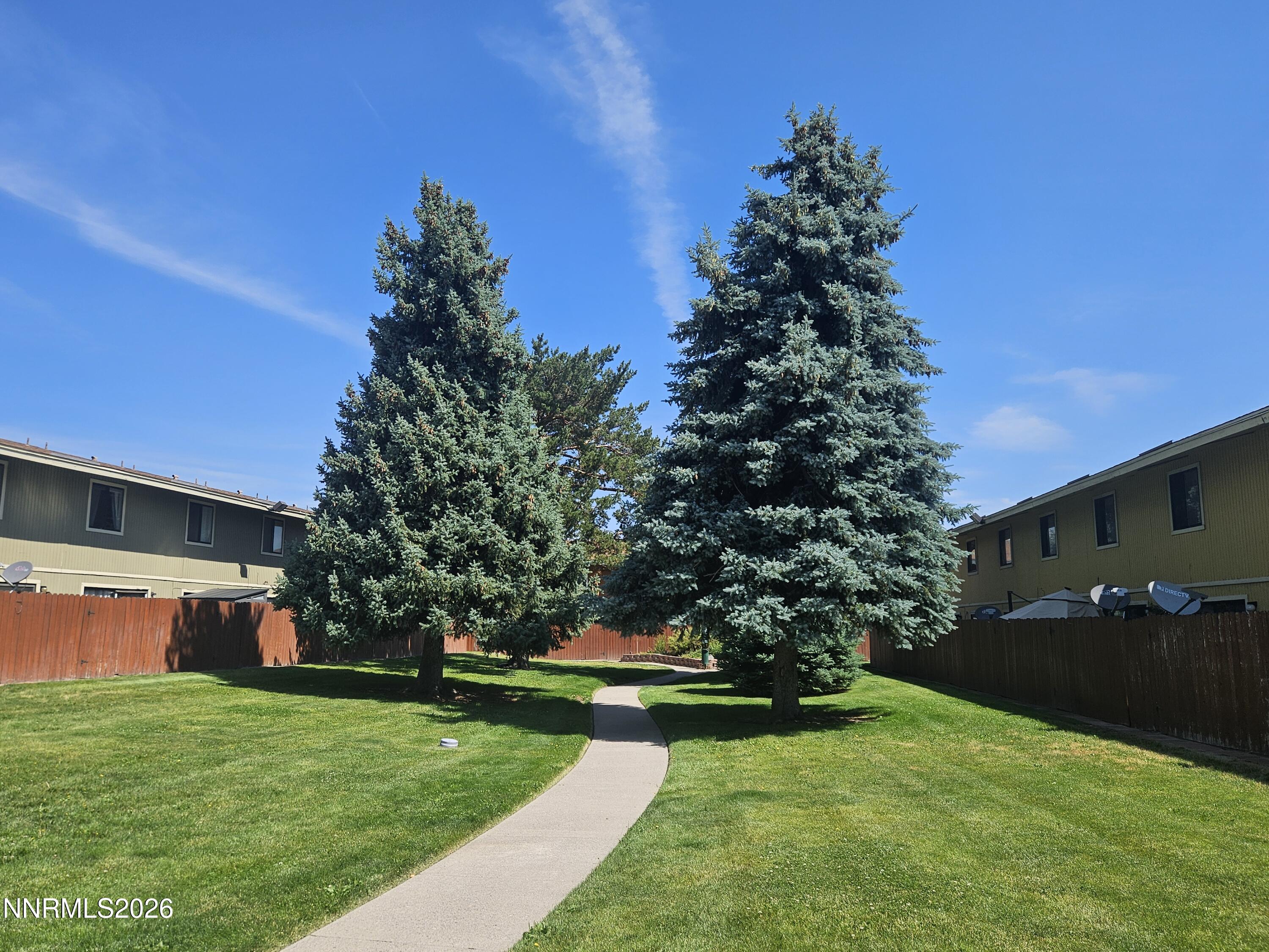 863 Nutmeg Place, Unit 12 Reno, NV 89502 - Photo 9 of 31 20260617_103043