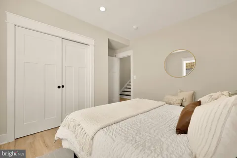 $1,999,750 | 5707 9th Street North, Arlington, VA 22205