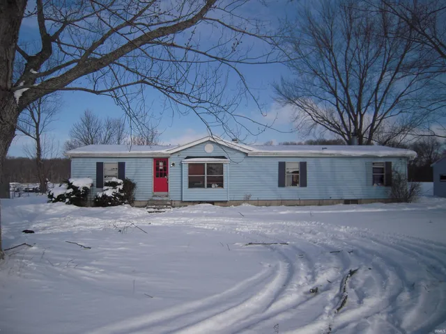 $209,900 | 28051 Highway 20, New Carlisle, IN 46552