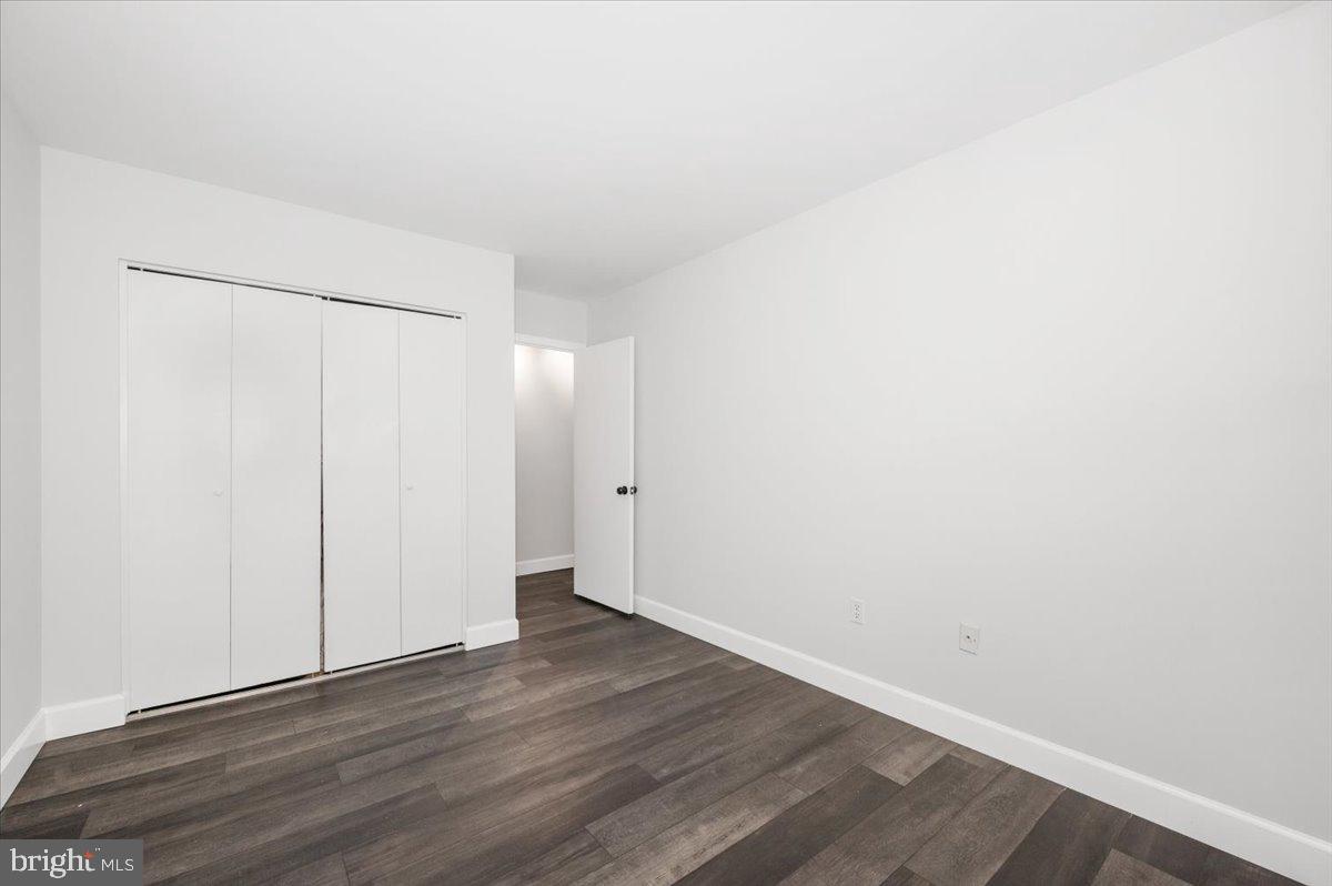 36 Castle Court Gaithersburg, MD 20878 - Photo 22 of 37 Bright and airy blank canvas awaits.