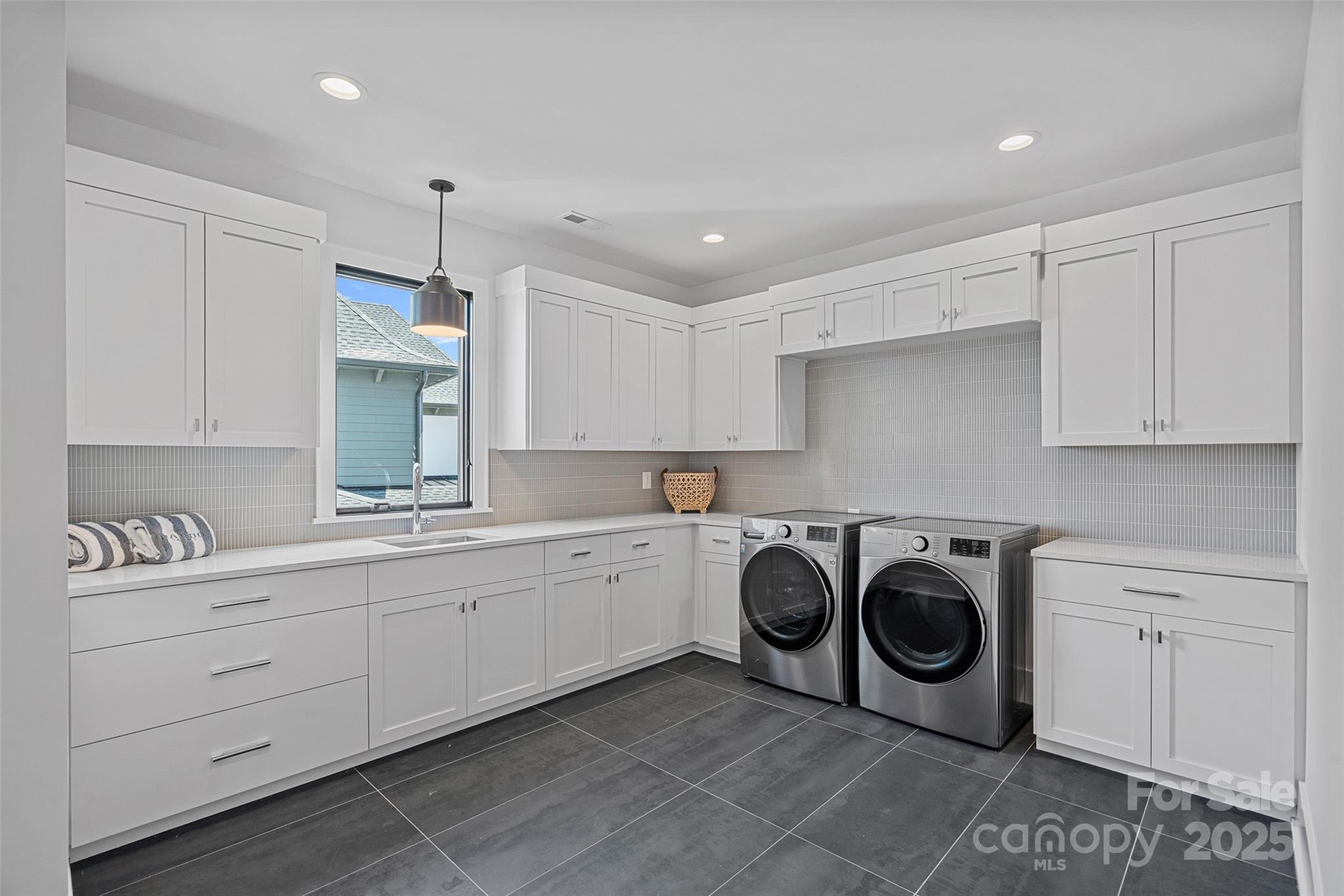 17811 Largo Place Cornelius, NC 28031 - Photo 32 of 48