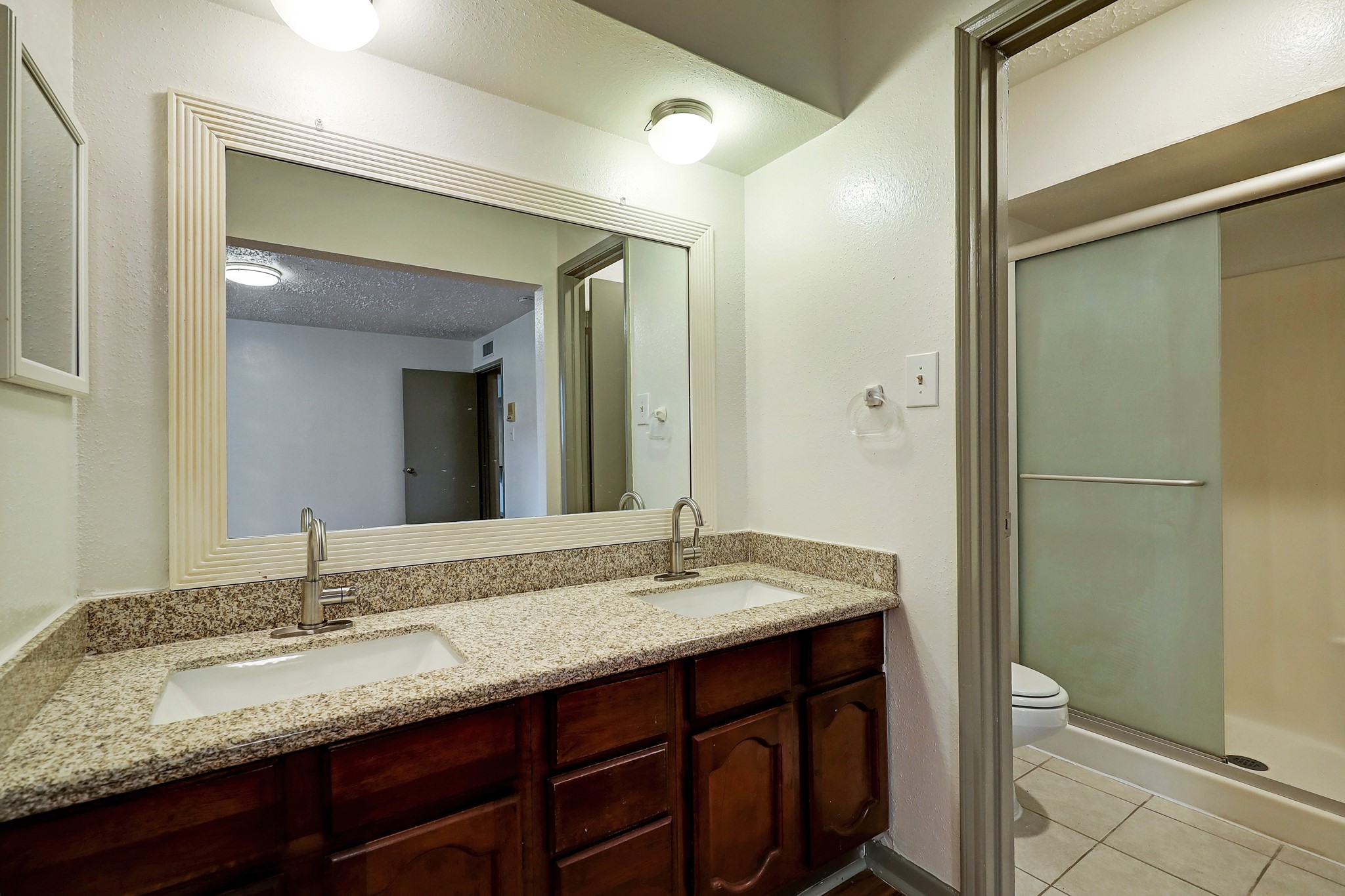 1906 Iron Ridge Sugar Land, TX 77478 - Photo 8 of 12