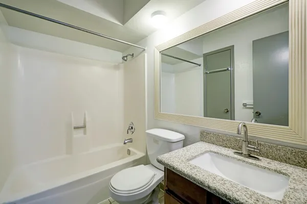 $2,100 | 1906 Iron Ridge, Sugar Land, TX 77478