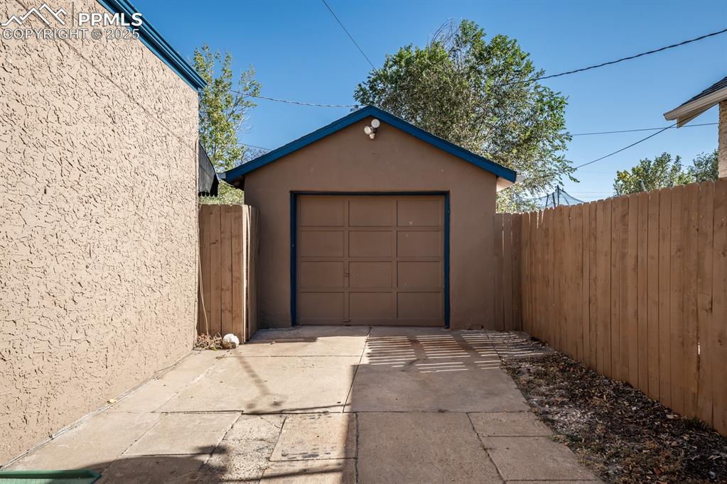 522 Madison Street Pueblo, CO 81004 - Photo 26 of 33
