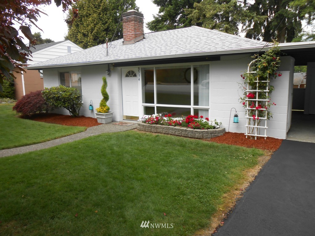 3334 Northeast 6th Street Renton, WA 98056 - Photo 2 of 10