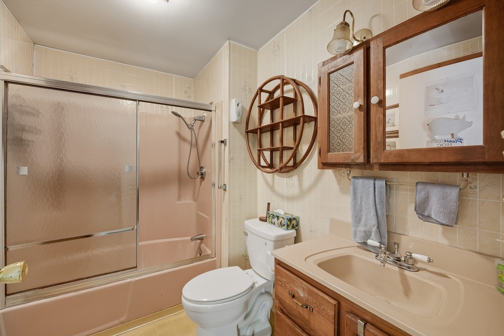 2 South Willow Street Adams, MA 01220 - Photo 7 of 27