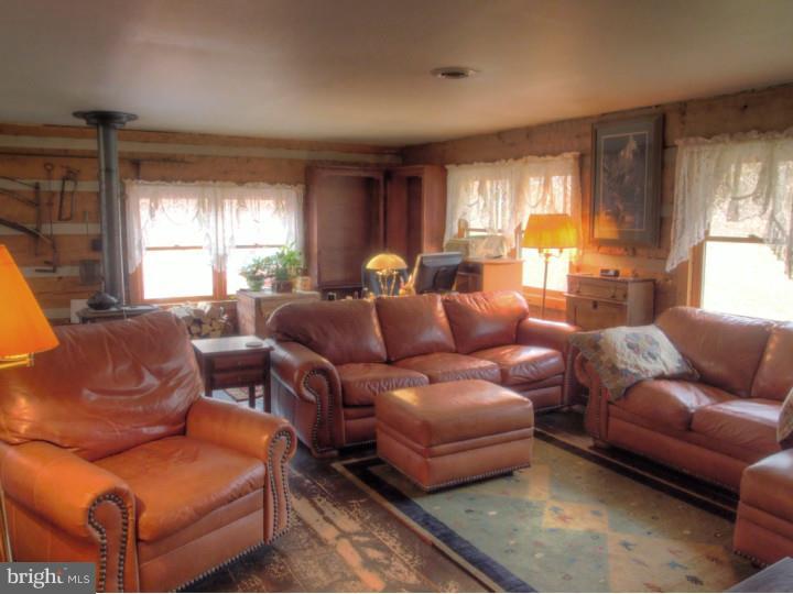 18 Poplar Road Boyertown, PA 19512 - Photo 12 of 24 Gallery Image 12