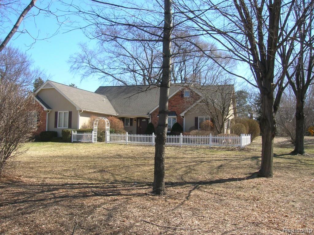 Large Treed Lot
