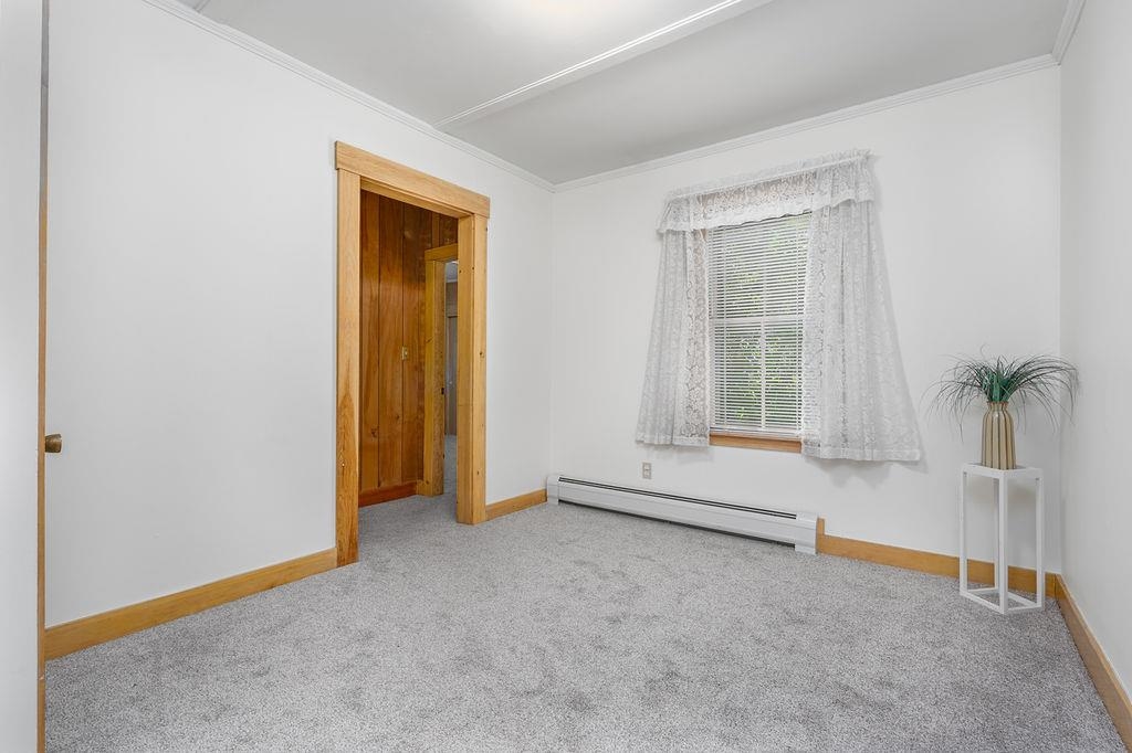 54 Maple Street Rochester, NH 03867 - Photo 15 of 43