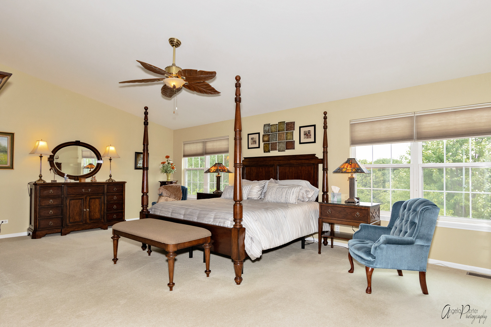 398 Sterling Circle Cary, IL 60013 - Photo 33 of 68 a living room with furniture a rug and a window