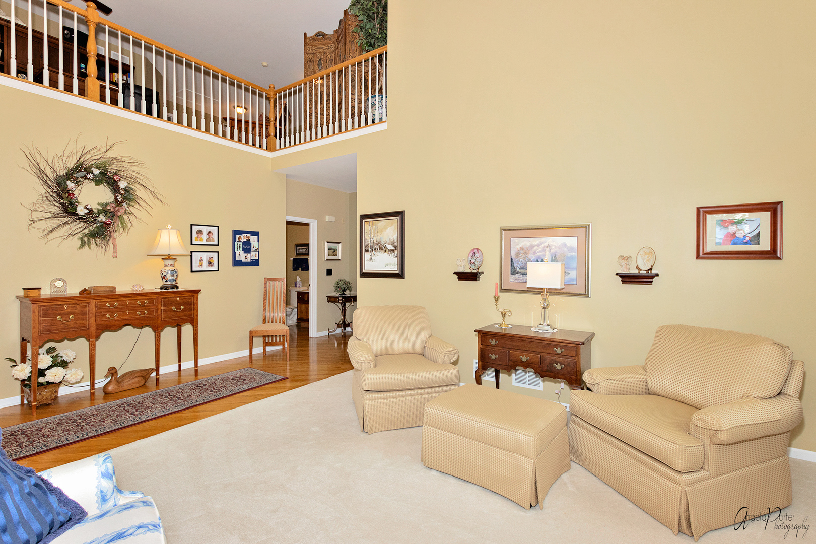 398 Sterling Circle Cary, IL 60013 - Photo 6 of 68 a living room with furniture and a table