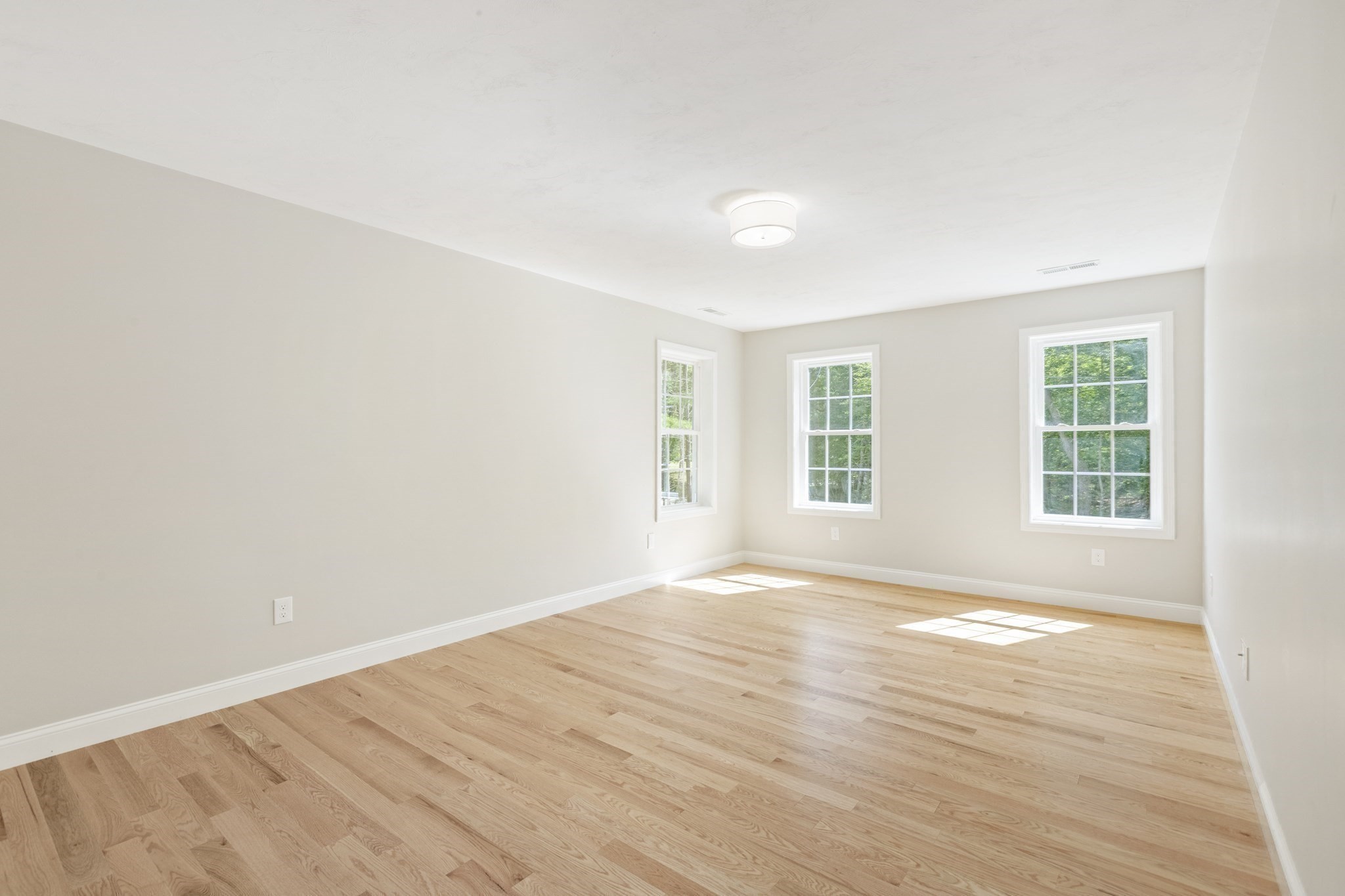 43 Martin Road Douglas, MA 01516 - Photo 29 of 41 Gallery Image 29