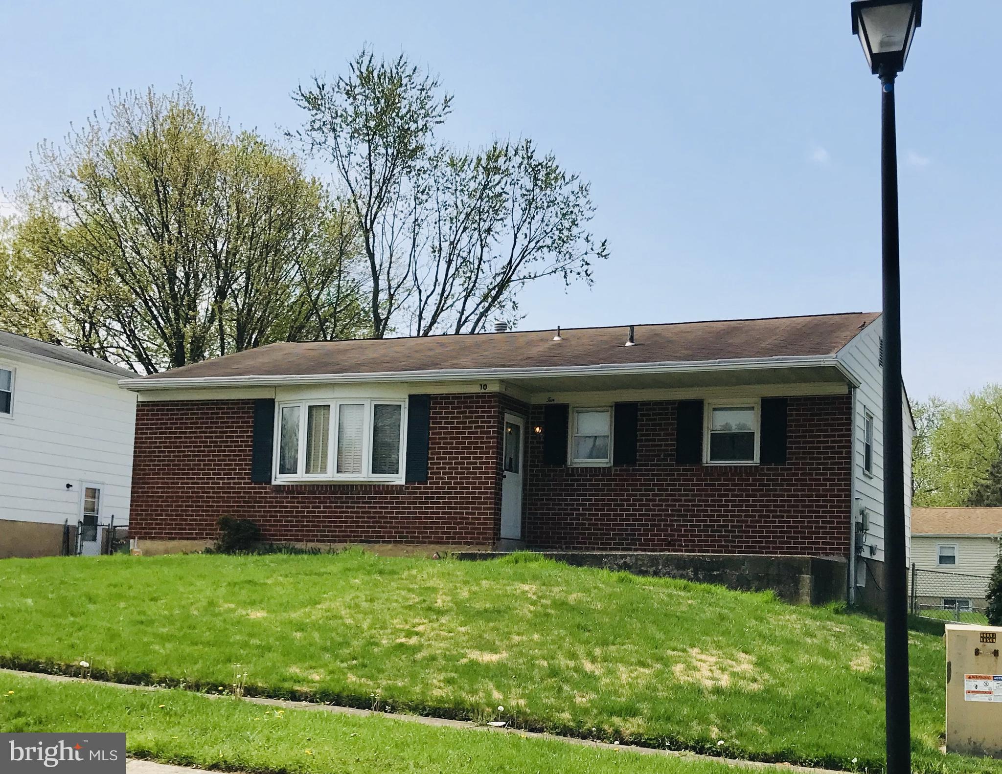 10 Hardy Road New Castle, DE 19720 - Photo 1 of 20 Front