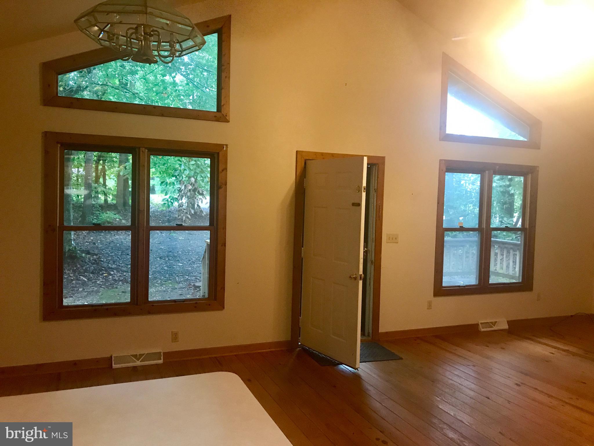 1702 Willow Brook Road Bumpass, VA 23024 - Photo 2 of 18 Living Room