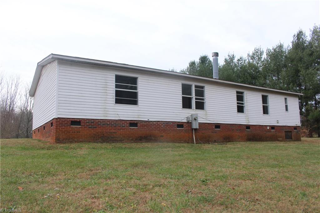 1030 Paradise Ridge Road Westfield, NC 27053 - Photo 2 of 13 Gallery Image 2