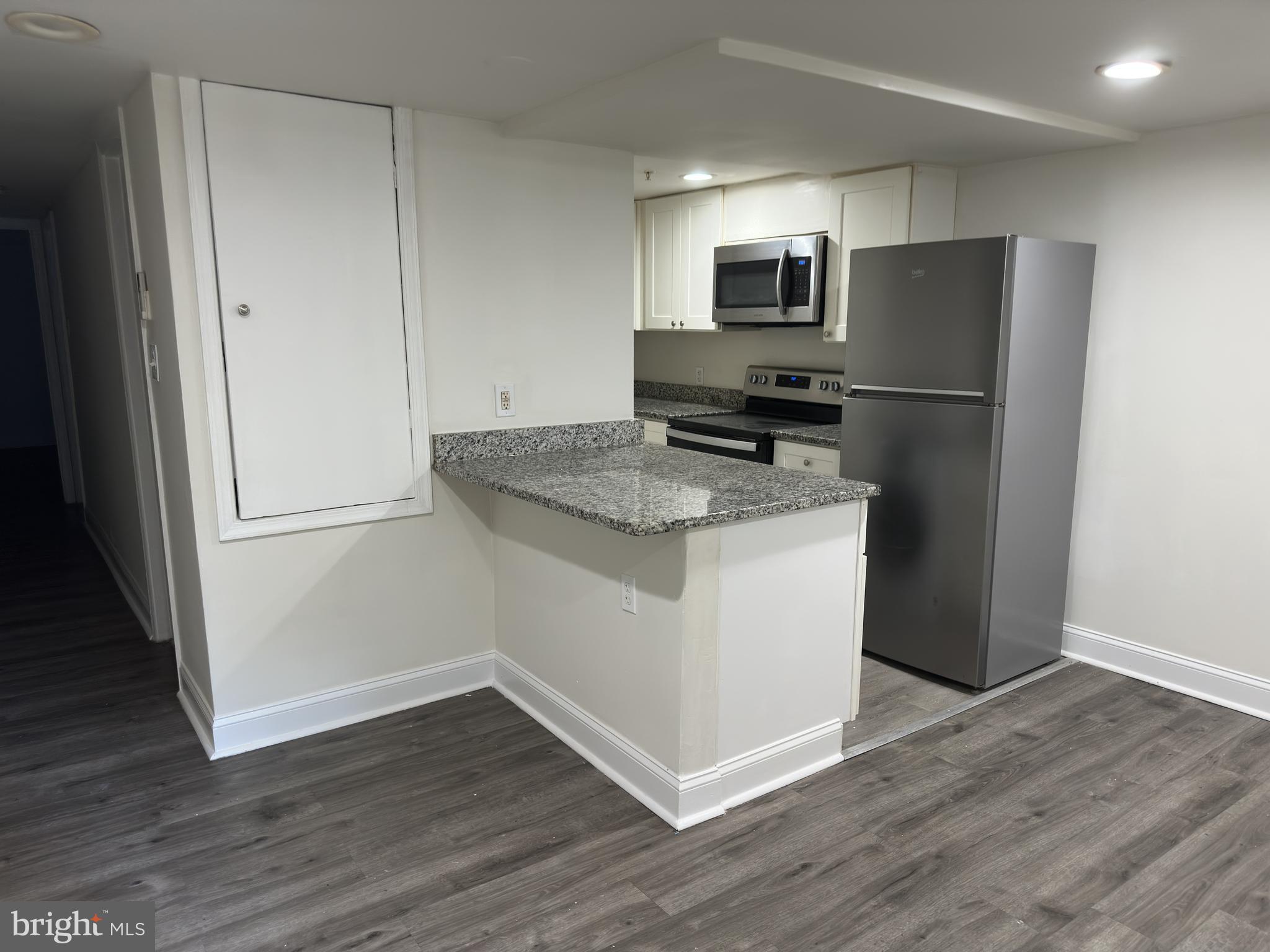 113 15th Street Southeast Washington, DC 20003 - Photo 9 of 27