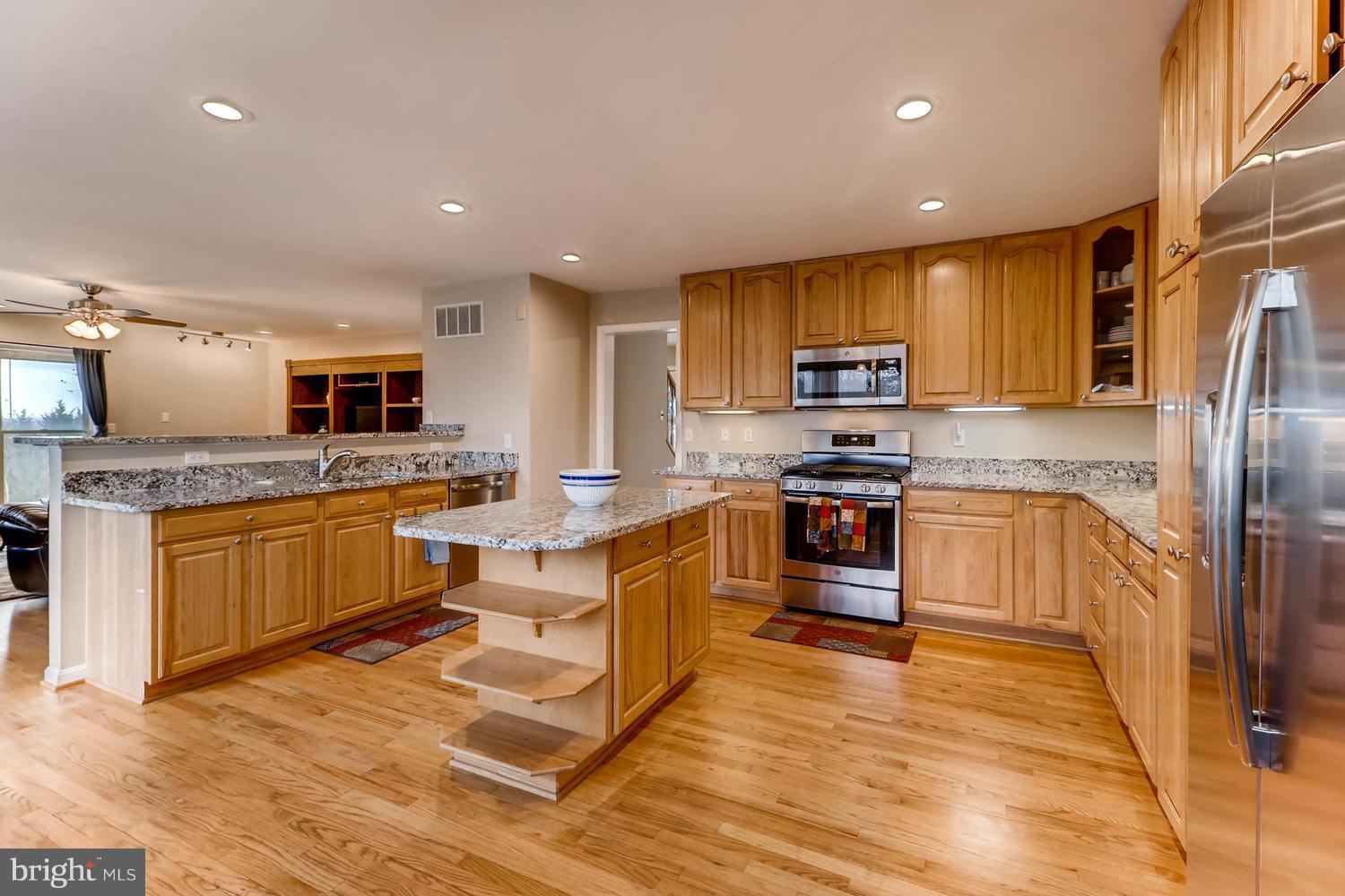 16212 Frederick Road Woodbine, MD 21797 - Photo 13 of 30 Kitchen