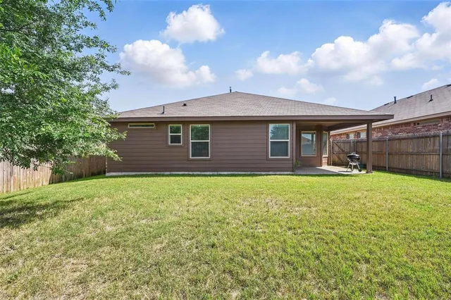 $299,900 | 737 Walls Boulevard, Crowley, TX 76036