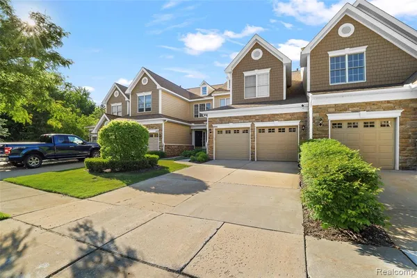 $3,325 | 49994 Blackberry Trail, Novi, MI 48374