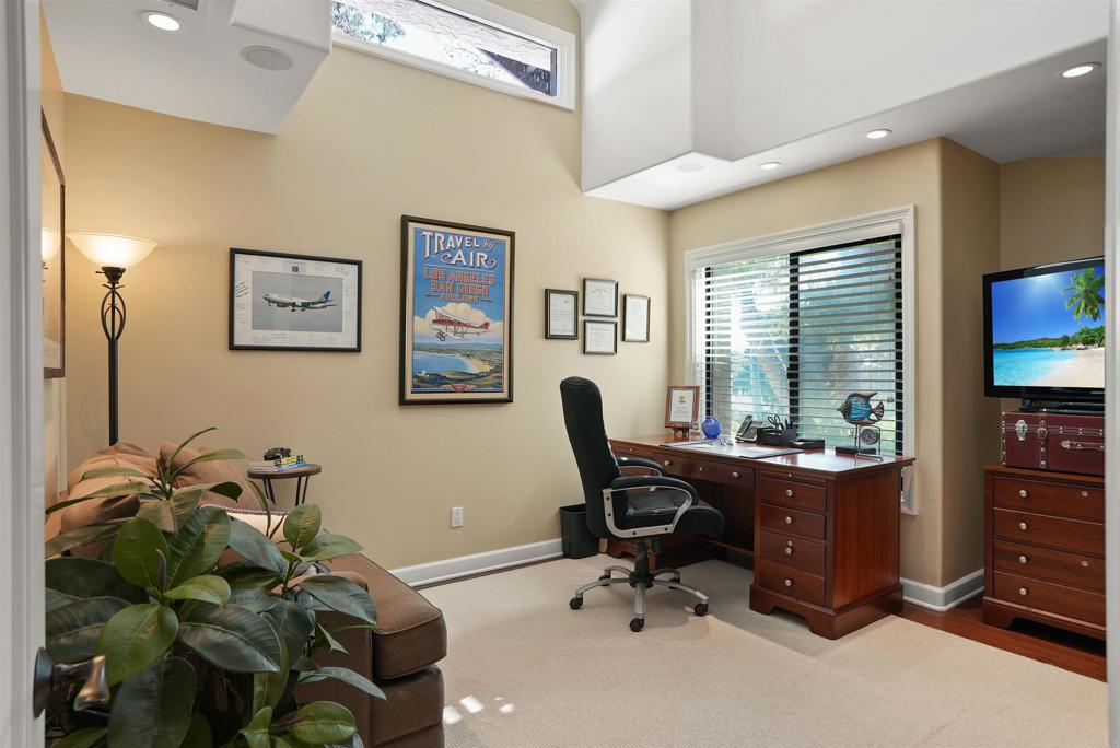 1320 Sun Valley Road Solana Beach, CA 92075 - Photo 33 of 36 a workspace with furniture and a window