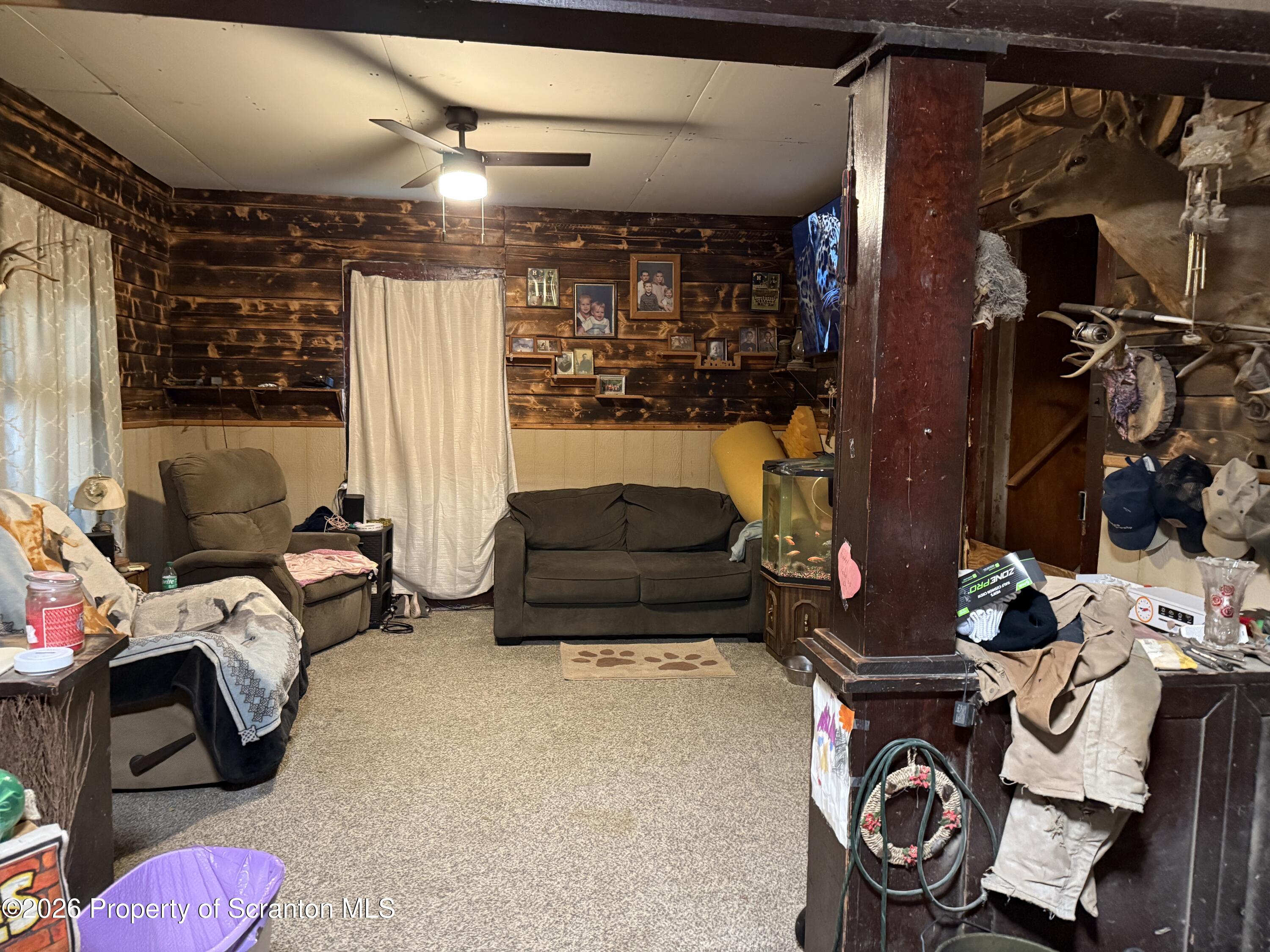 572 Winterdale Road Starlight, PA 18461 - Photo 8 of 37 Living Room