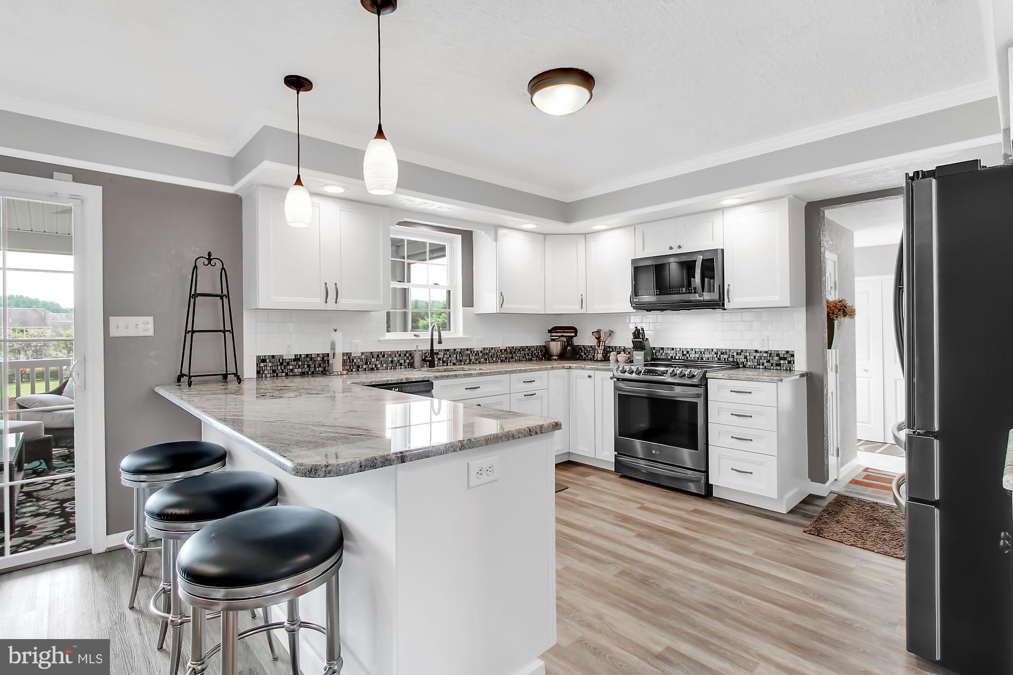 22 Roxberry Drive Reading, PA 19608 - Photo 21 of 36 Newly renovated kitchen with granite counter tops.