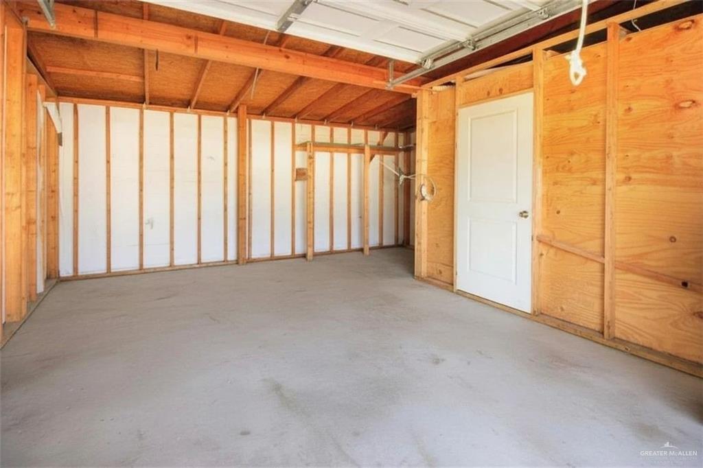 21412 Rusty Lane Harlingen, TX 78552 - Photo 30 of 35 a view of an empty room
