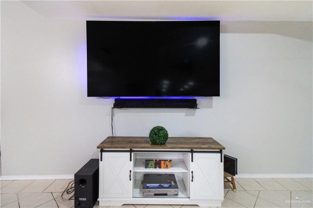 21412 Rusty Lane Harlingen, TX 78552 - Photo 4 of 35