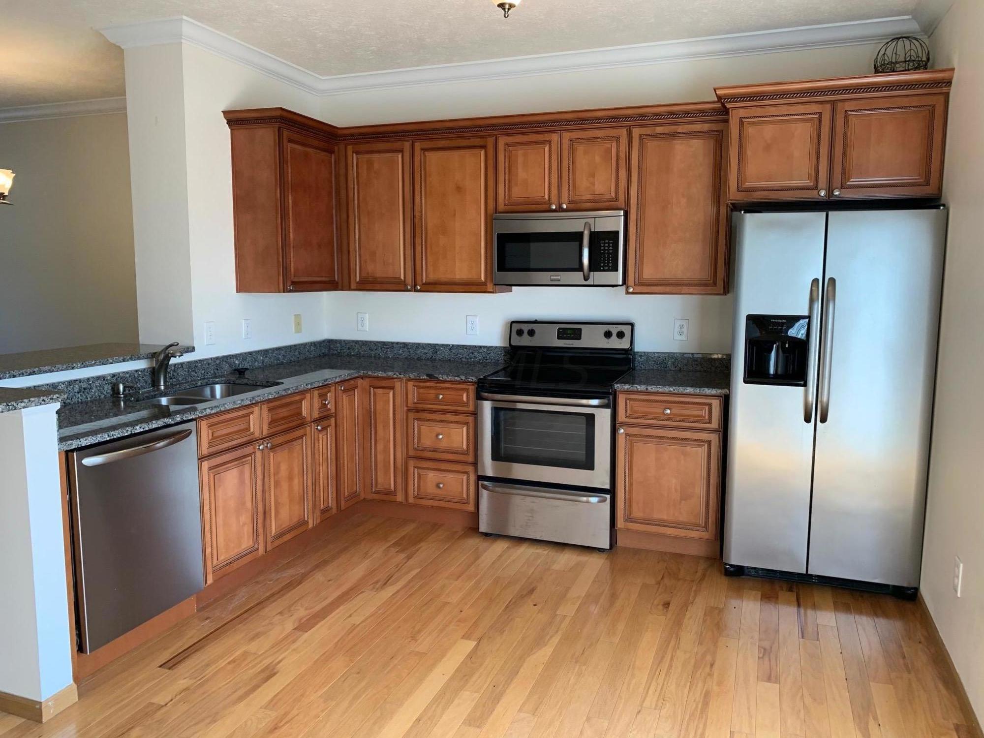 2908 East Powell Road Columbus, OH 43240 - Photo 4 of 19