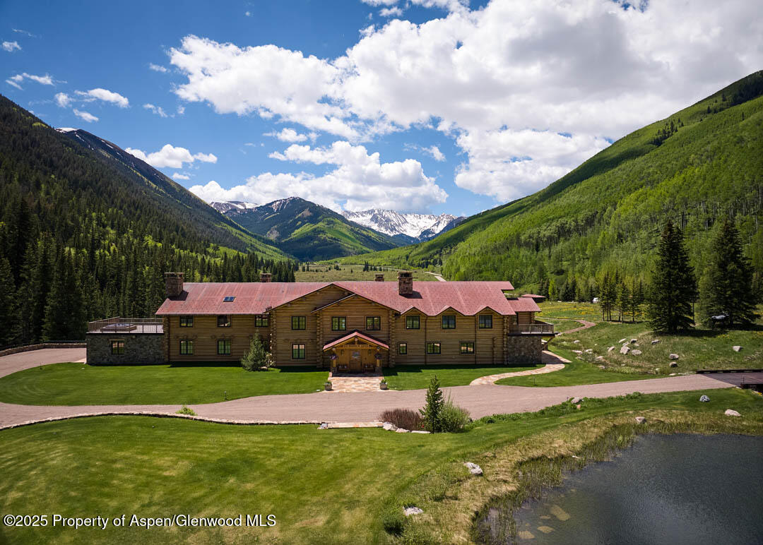 Elk Mountain Lodge aerial