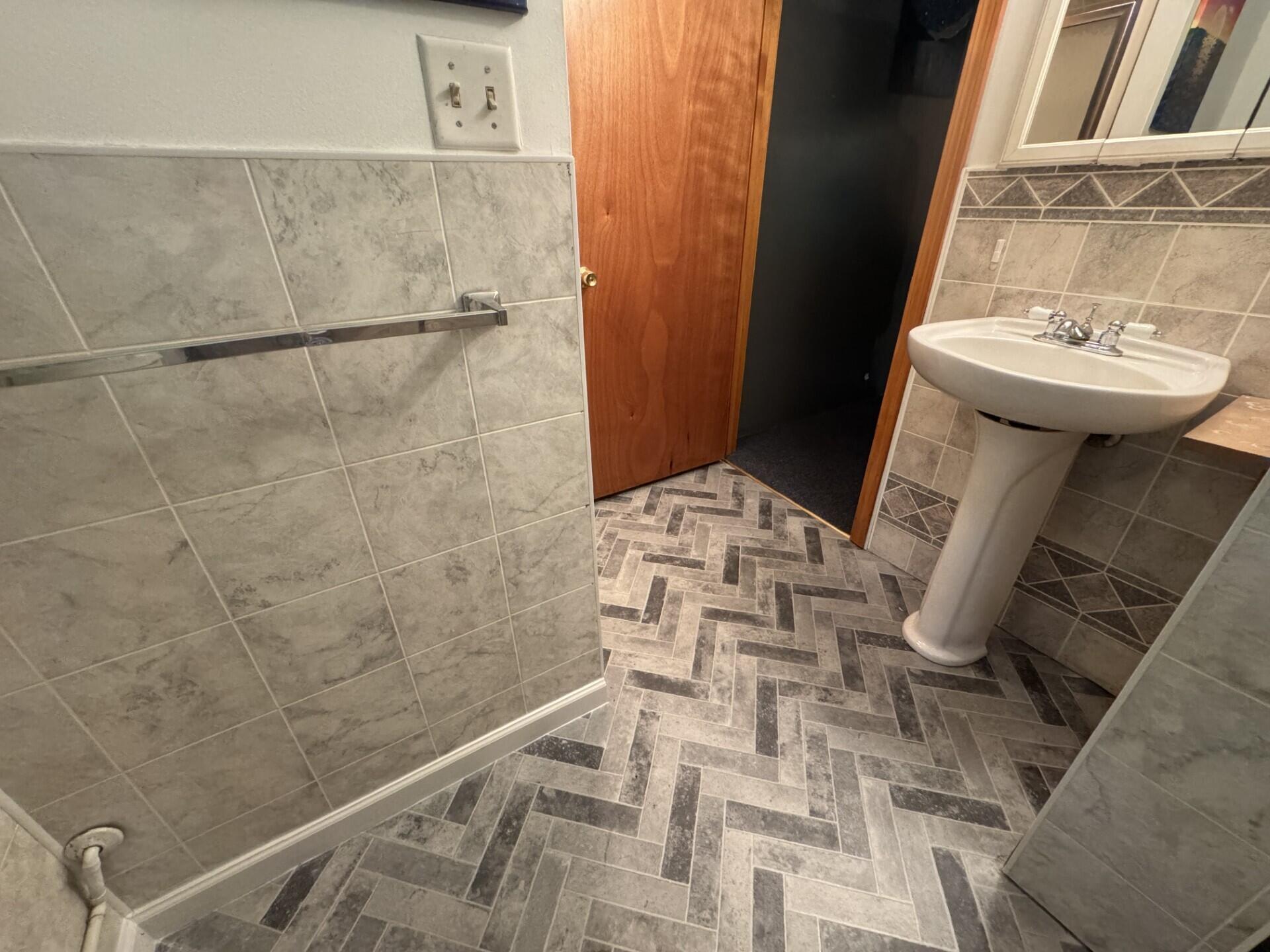 569 Stevens Road Unity, ME 04988 - Photo 21 of 23 Primary bath