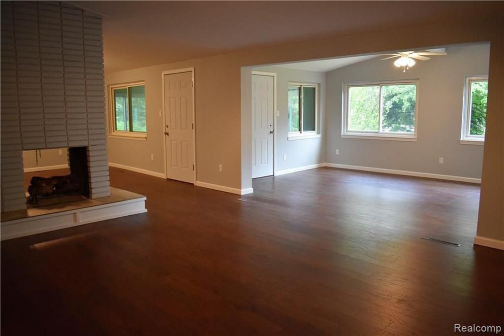 38 Bellarmine Drive Rochester, MI 48309 - Photo 7 of 22