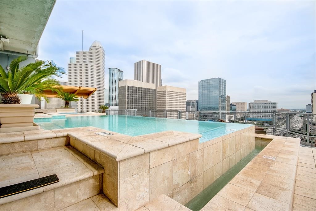 2000 Bagby Street, Unit 5436 Houston, TX 77002 - Photo 28 of 32 a view of outdoor space with seating area