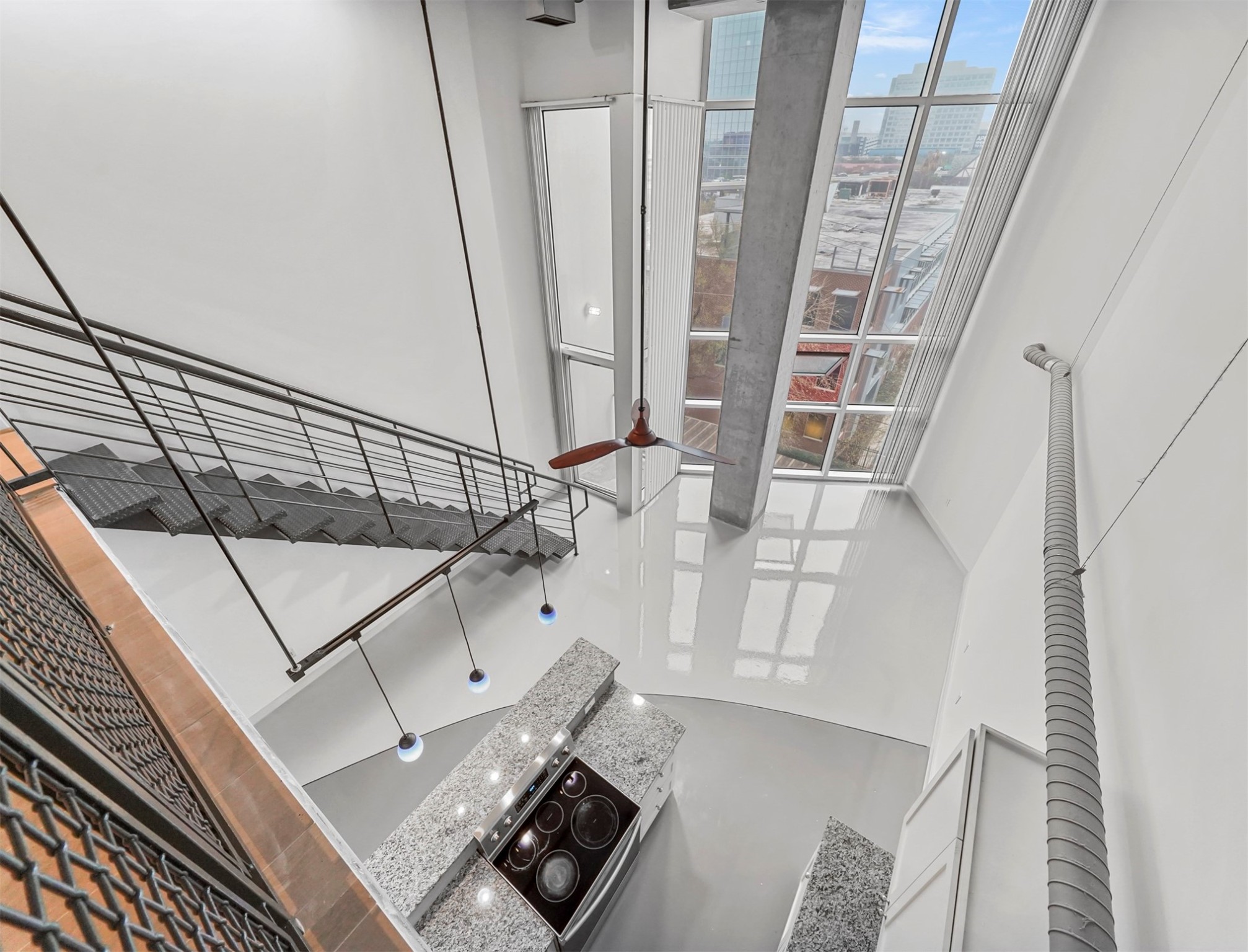 2000 Bagby Street, Unit 5436 Houston, TX 77002 - Photo 3 of 32 a view of entryway with a front door