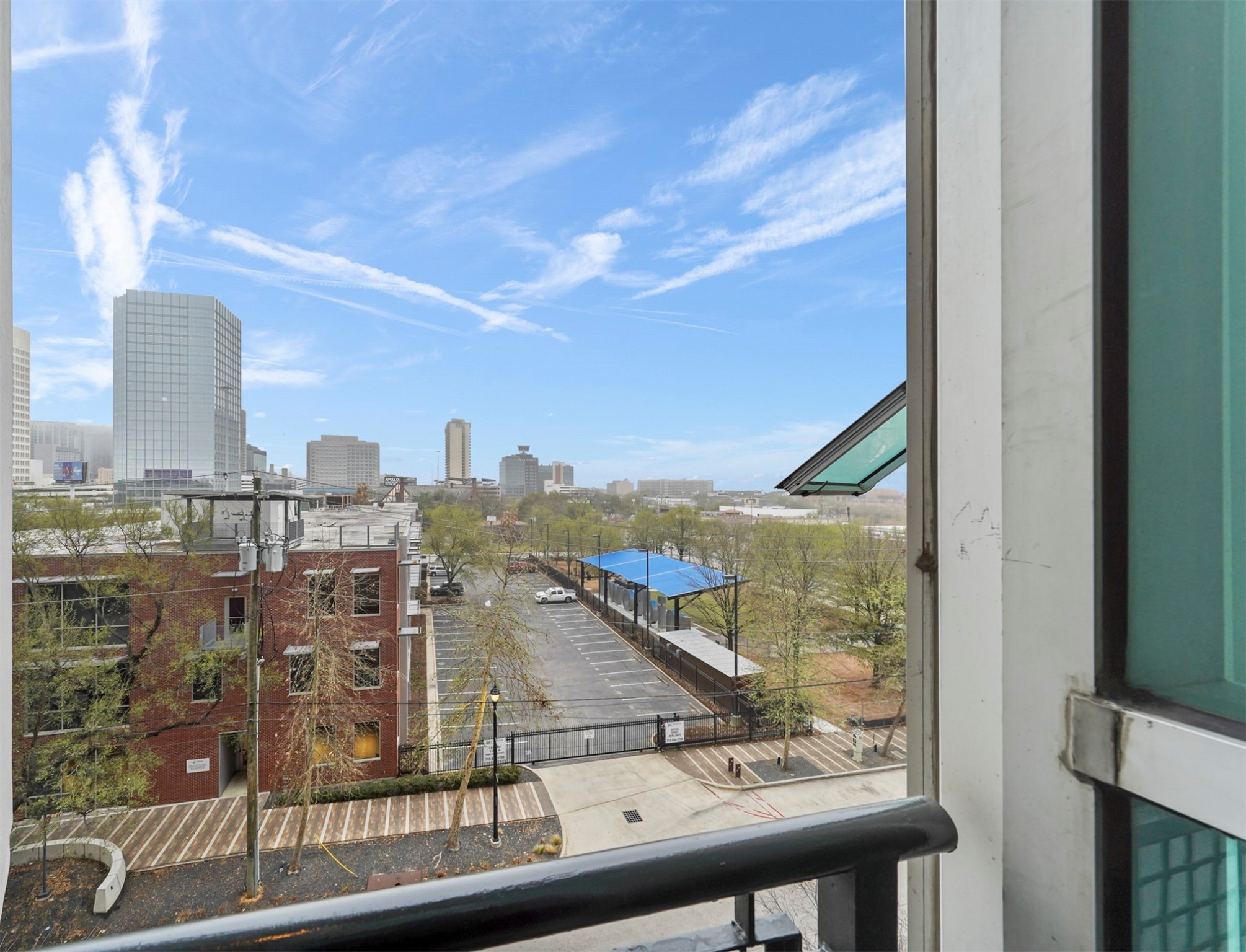 2000 Bagby Street, Unit 5436 Houston, TX 77002 - Photo 7 of 32 a view of a city from a balcony