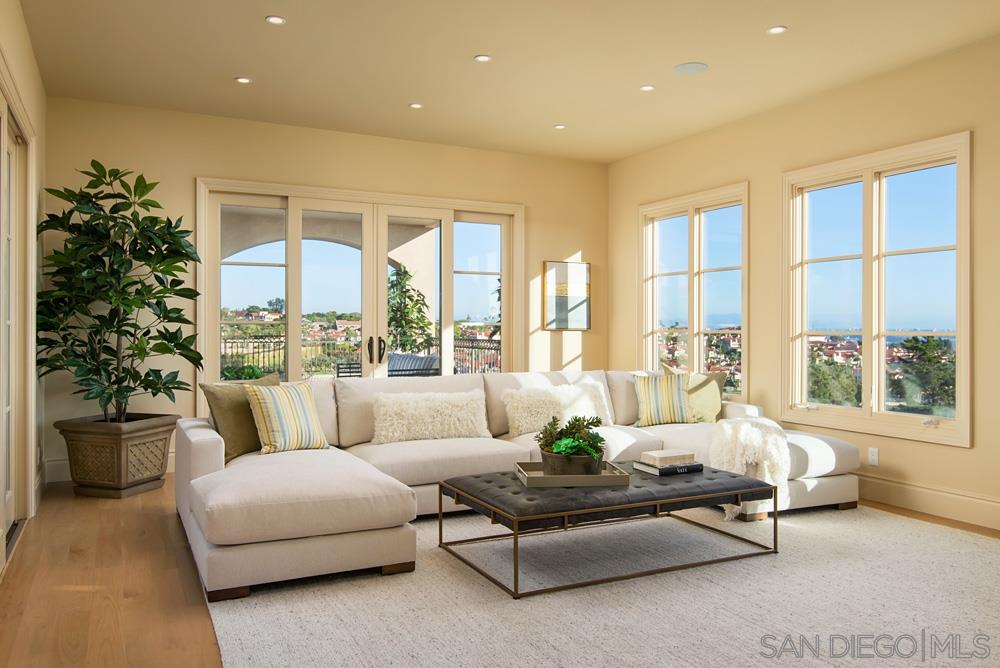 5811 Rutgers Road La Jolla, CA 92037 - Photo 12 of 25