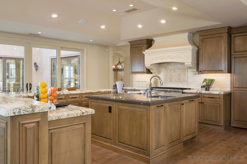 5811 Rutgers Road La Jolla, CA 92037 - Photo 17 of 25