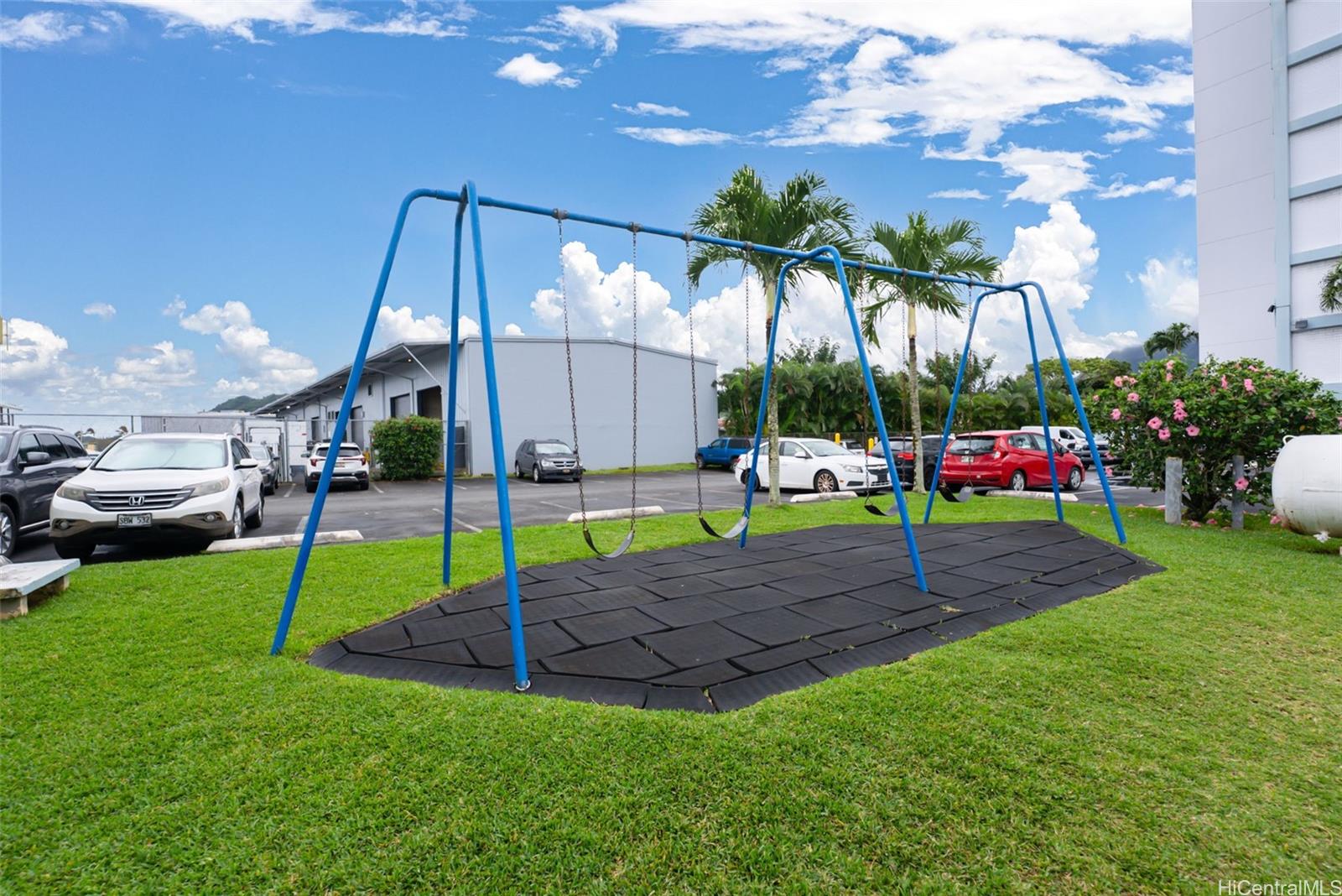 45-535 Luluku Road, Unit G3 Kaneohe, HI 96744 - Photo 23 of 25 a view of a park with swings