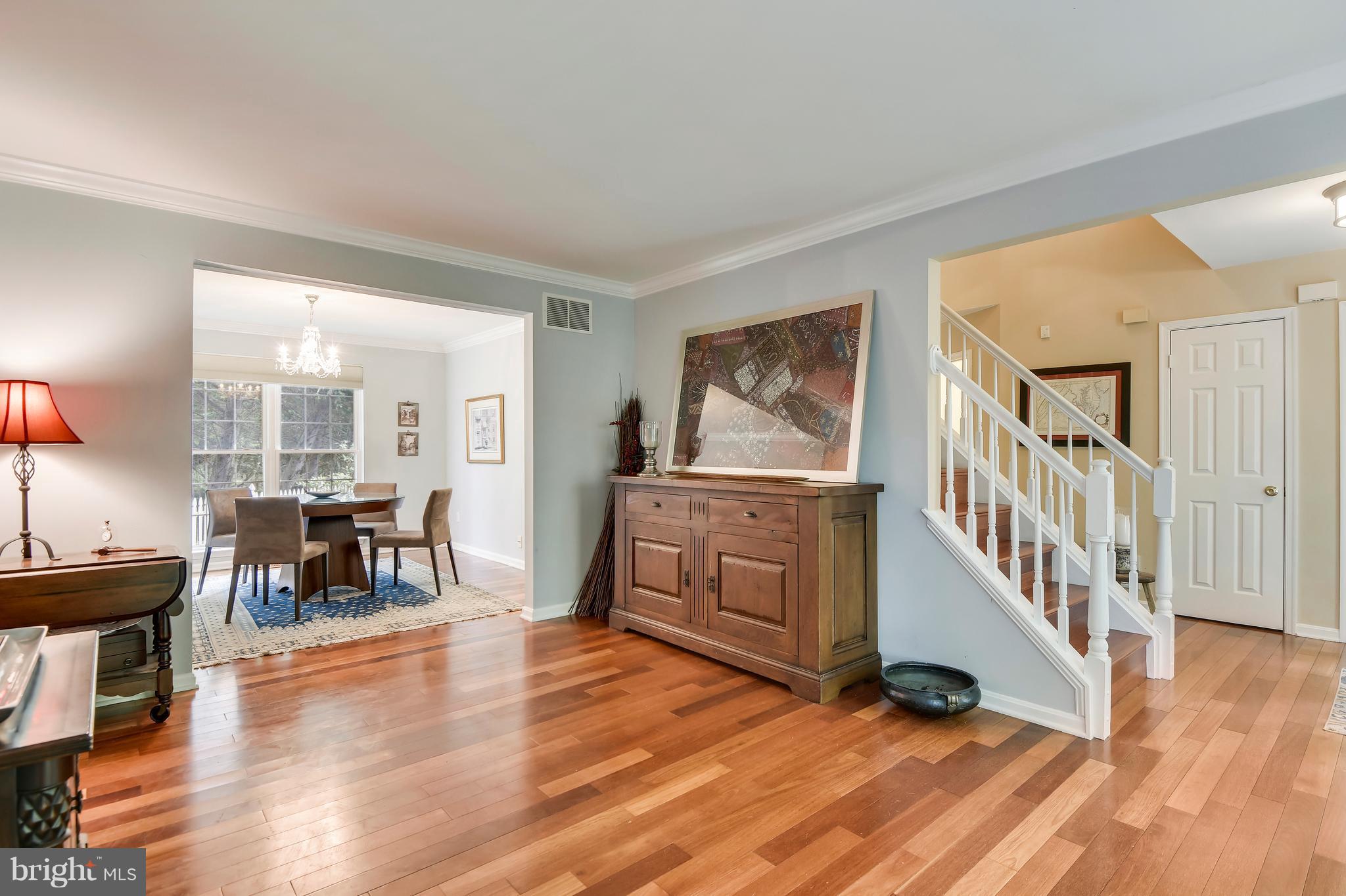 1536 Sappington Drive Gambrills, MD 21054 - Photo 4 of 30 Living Room