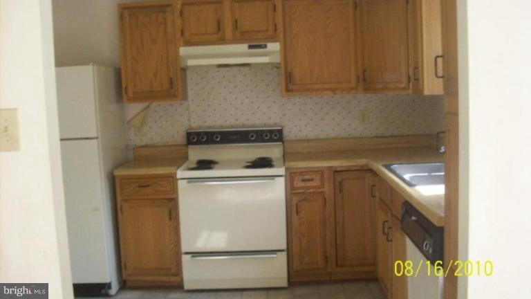 3613 Clifmar Road Windsor Mill, MD 21244 - Photo 4 of 11 Kitchen