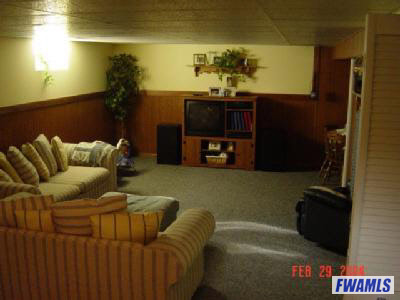 1632 Fairhill Road Fort Wayne, IN 46808 - Photo 3 of 4