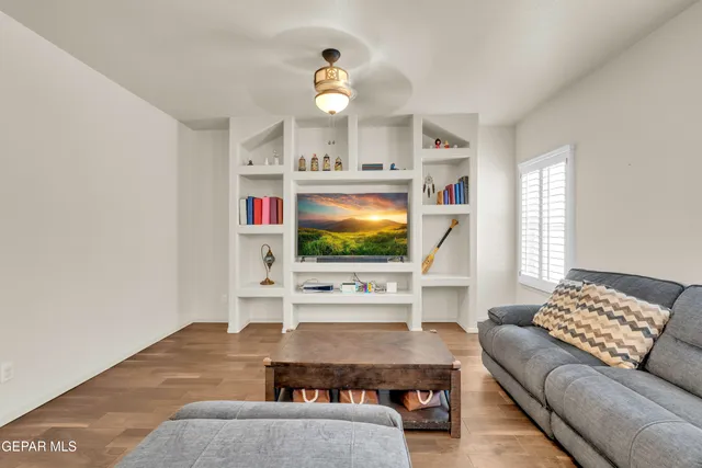 $449,000 | 6748 Cabana Del Sol Drive, El Paso, TX 79911