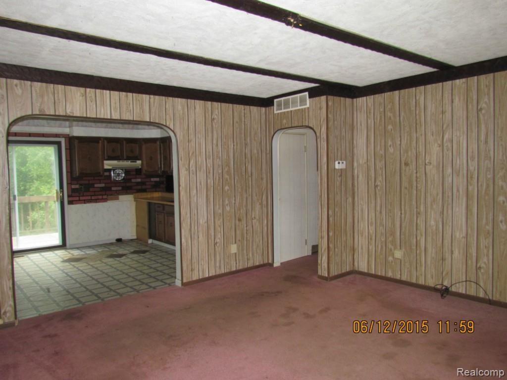 8374 Clinton River Road Sterling Heights, MI 48314 - Photo 3 of 30 IMG_3562.jpg