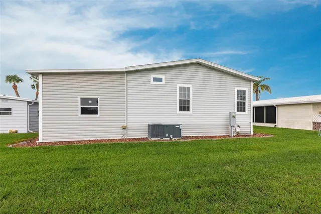 $285,000 | 168 Duchess Avenue, Nokomis, FL 34275