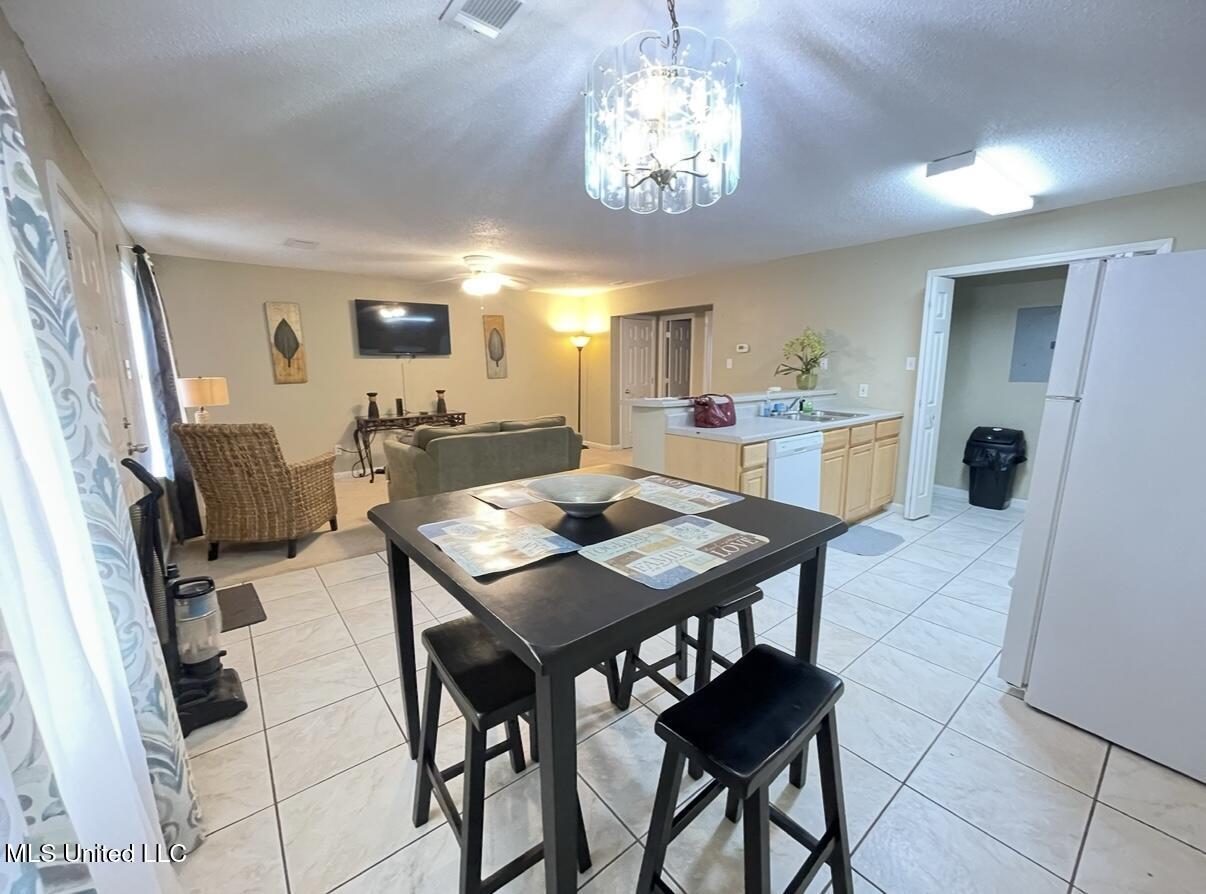 5080 Gautier Vancleave Road, Unit E3 Gautier, MS 39553 - Photo 13 of 32 IMG_2229