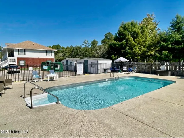 $1,600 | 5080 Gautier Vancleave Road, Unit E3, Gautier, MS 39553