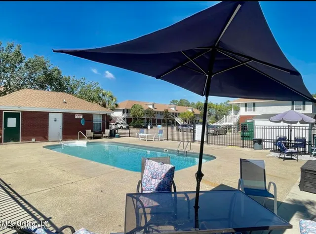 $1,600 | 5080 Gautier Vancleave Road, Unit E3, Gautier, MS 39553