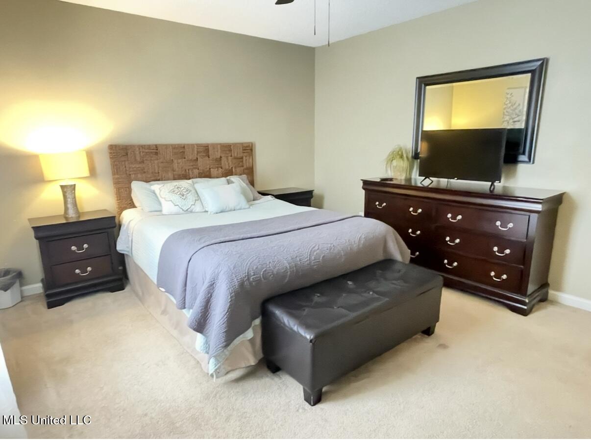 5080 Gautier Vancleave Road, Unit E3 Gautier, MS 39553 - Photo 9 of 32 IMG_2236